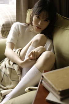 电车痴汉乳揉みま痴汉电车视频